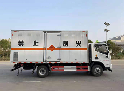 湟源爆破器材运输车